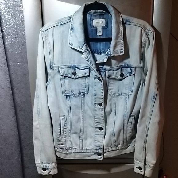 Forever 21 Jackets & Blazers - Forever 21 Jean Jacket Size Large Forever 21 Jackets & Blazers - Forever 21 Jean Jacket Size Large